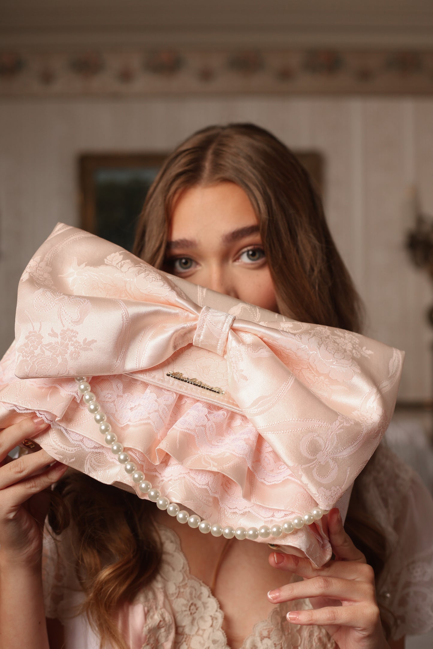 The Forbidden Kiss Rococo Bag