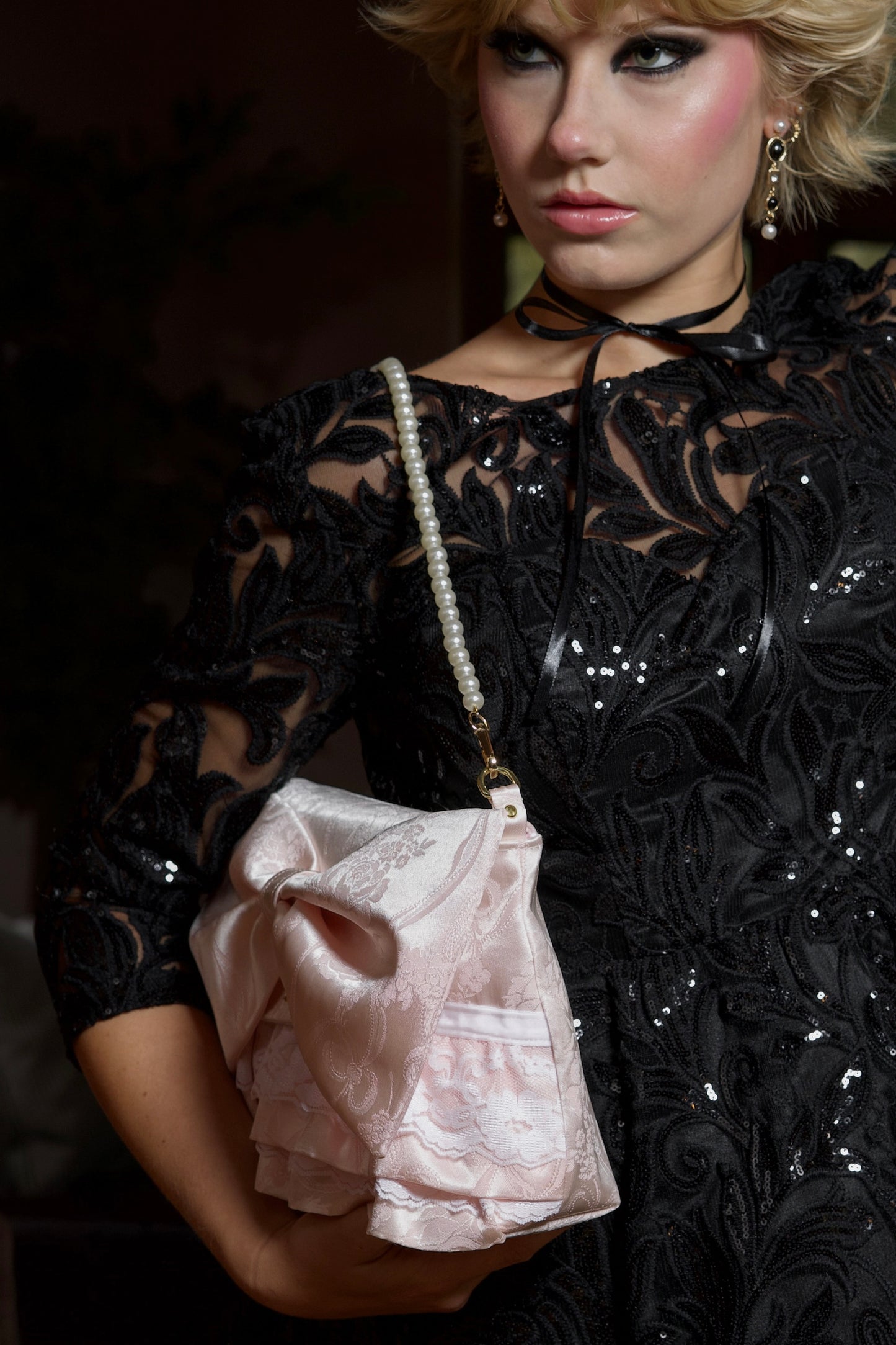 The Forbidden Kiss Rococo Bag